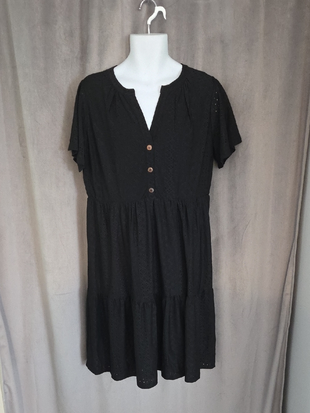 NWT XXL (Fits Ptp 21") Black Eyelet Tiered Midi Dress with Button Front Detail